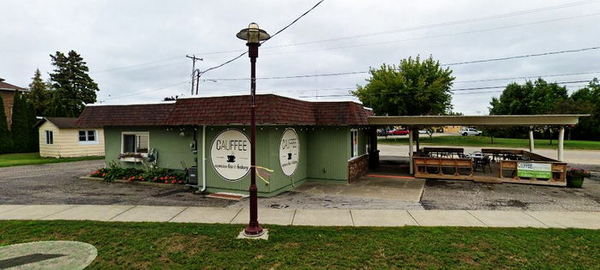 A&W Restaurant - Au Gres - 121 W Huron Rd